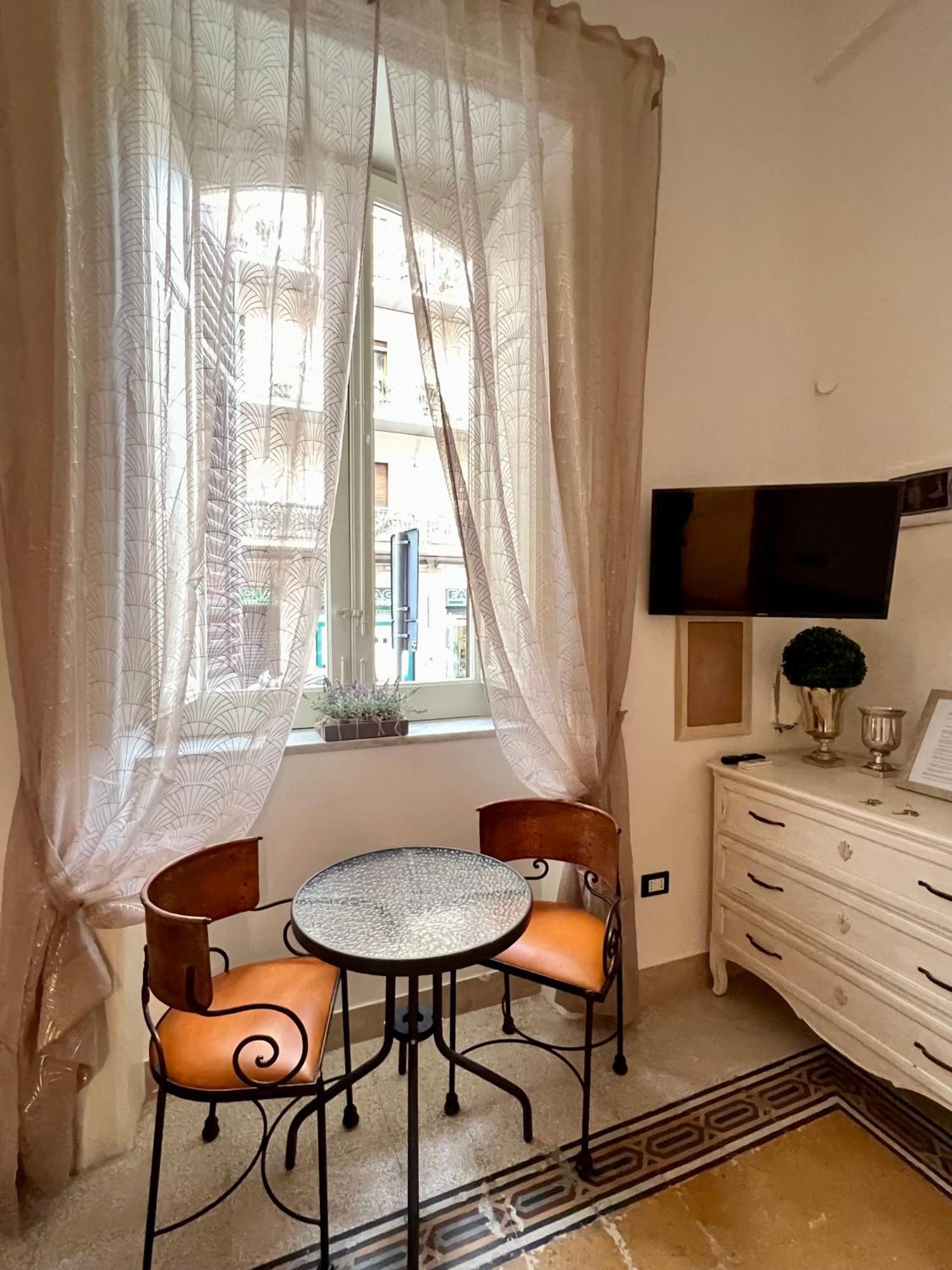 Aristocasa B&B Luxury Rooms Palermo Eksteriør bilde